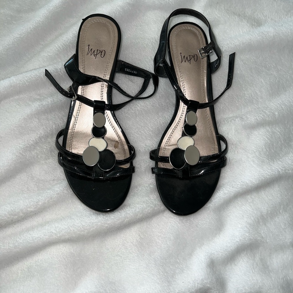 impo black sandals size 8.5